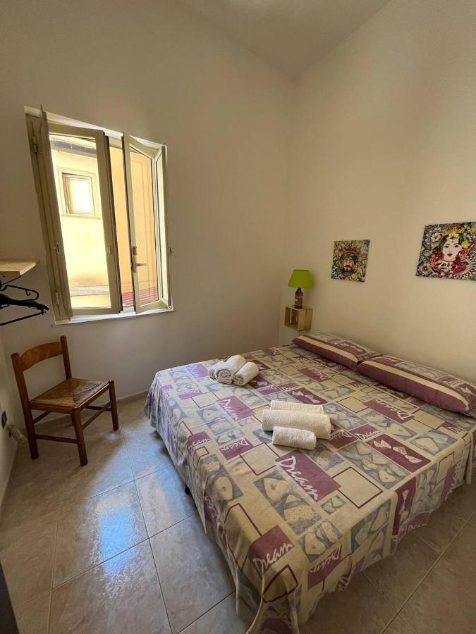 Al Cortile Di Maqueda Appartement Palermo Buitenkant foto
