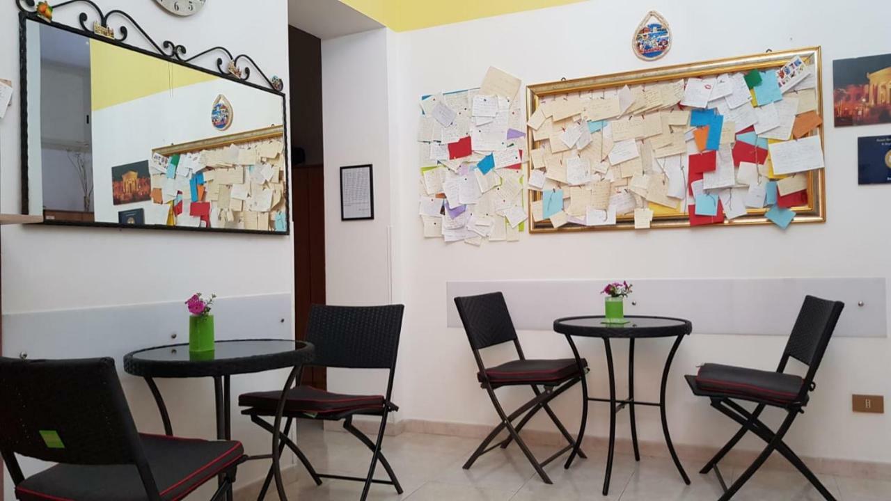 Al Cortile Di Maqueda Appartement Palermo Buitenkant foto